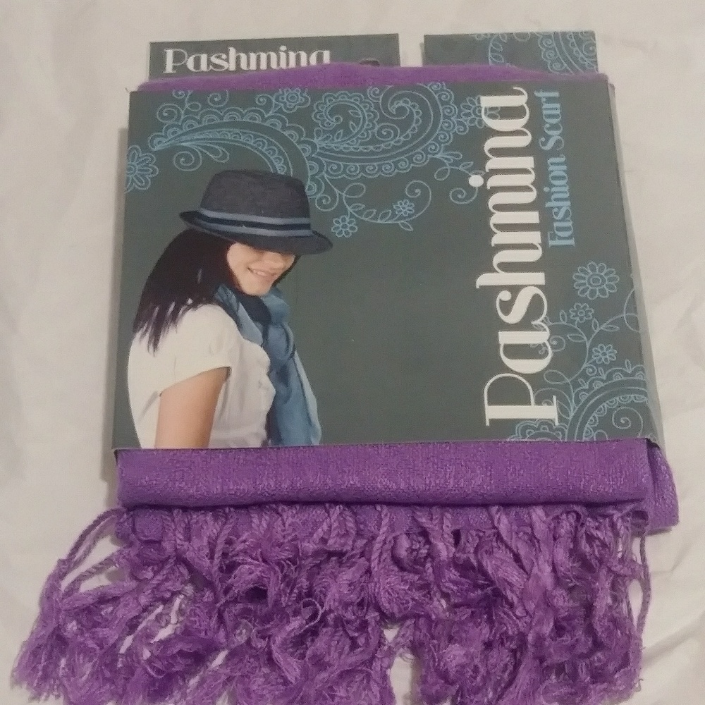 NWT Pashmina Fashion Scarf